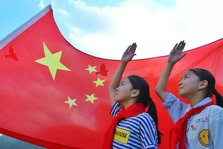 嘴凸、牙龈发蓝变黑、做烤瓷牙的“刘涛”们，后遗症都出来了
